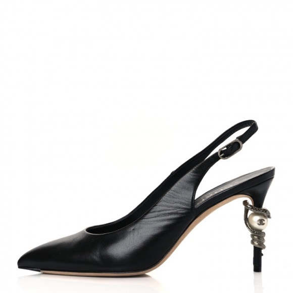 Chanel heels - Picture 1 of 10